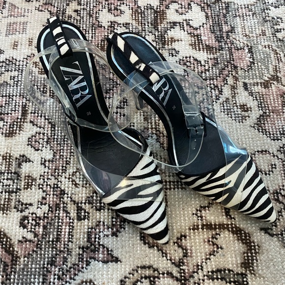 Zara Zebra Print Heels Like New - Picture 5 of 5